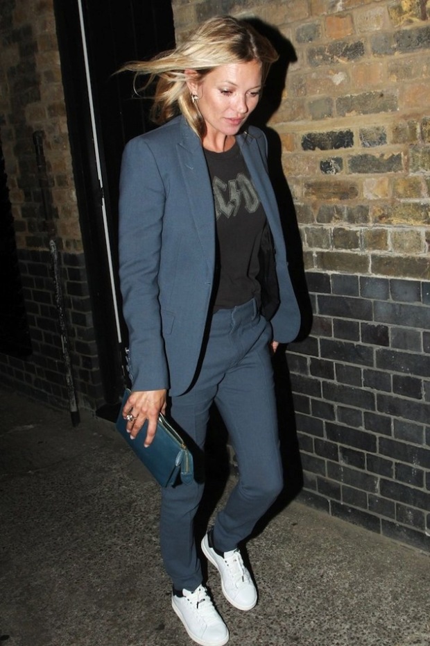 5-Le-Fashion-Blog-13-Ways-To-Style-A-Vintage-Tee-ACDC--Kate-Moss-Suit-Sneakers-Clutch